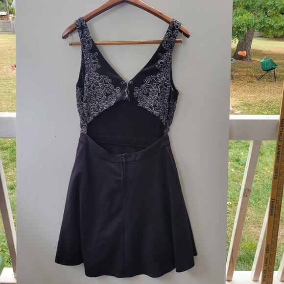 Windsor Women's Dress SZ 5 Natural Sequin Prom Homecoming Cocktail Party - Picture 10 of 12